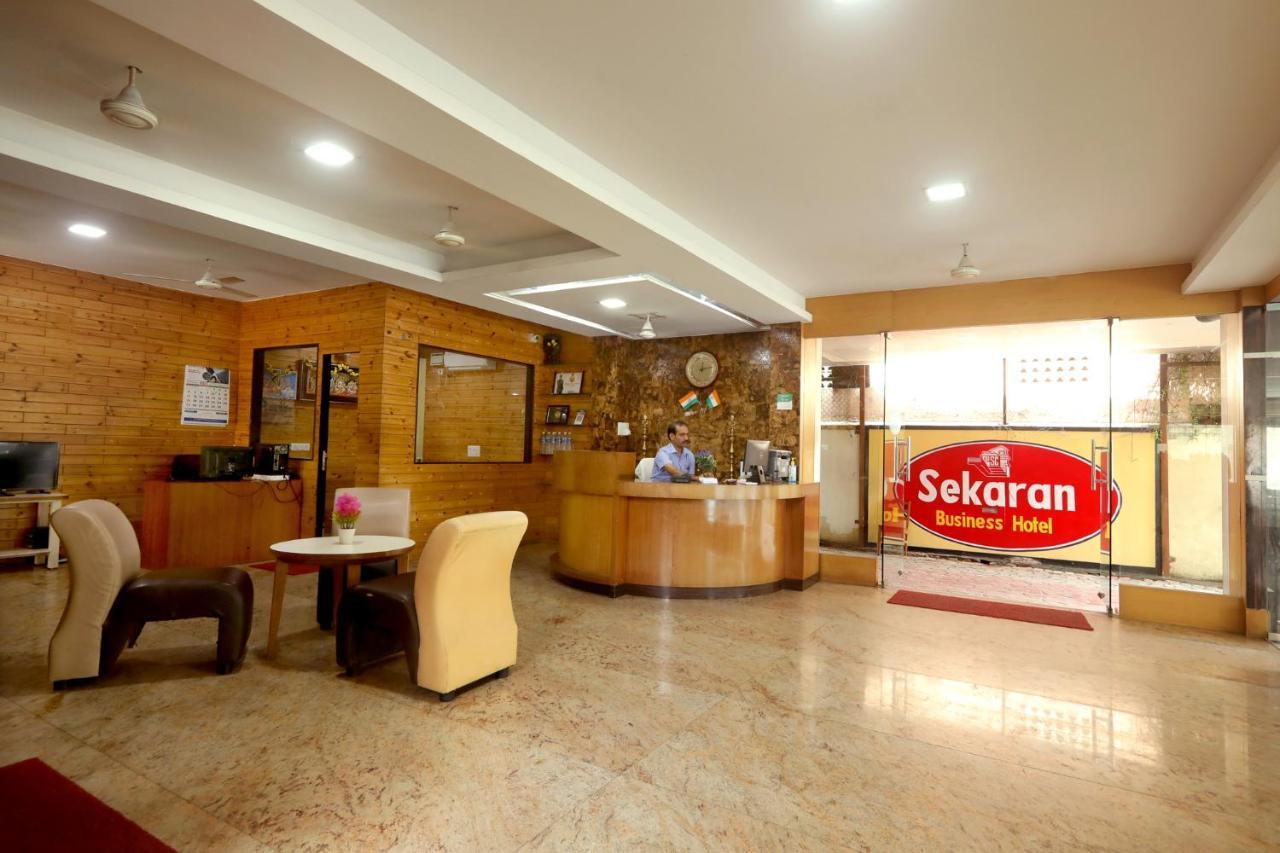 Sekaran Hotel Omr Madrás Exterior foto